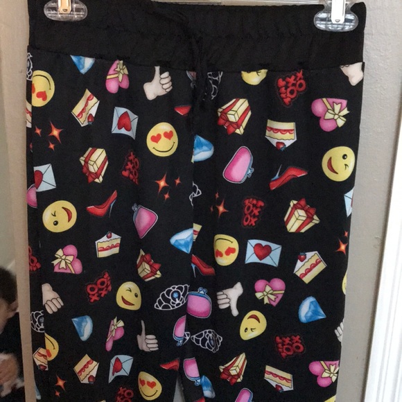 Pants - Picture 2 of 3